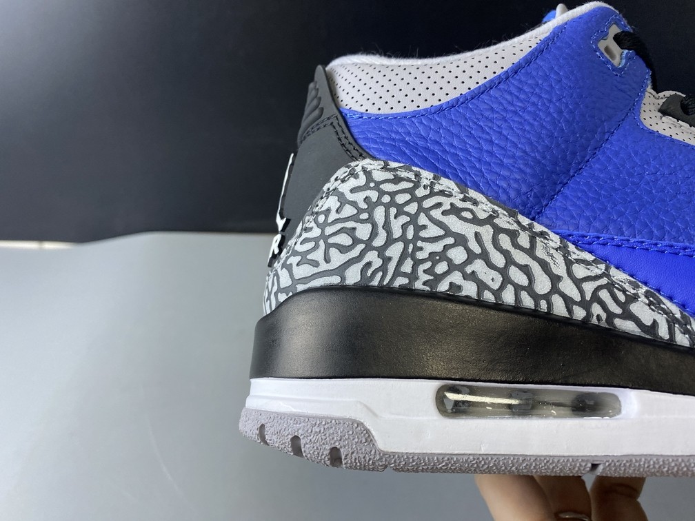 Air Jordan 3 “Varsity Royal” CT8532-400