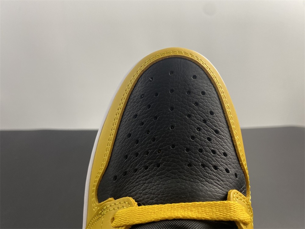 Air Jordan 1 High OG “Pollen" E 555088-701