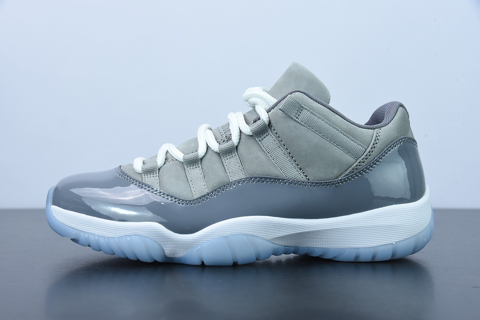Air Jordan 11 Retro Low Cool Grey - 528895-003