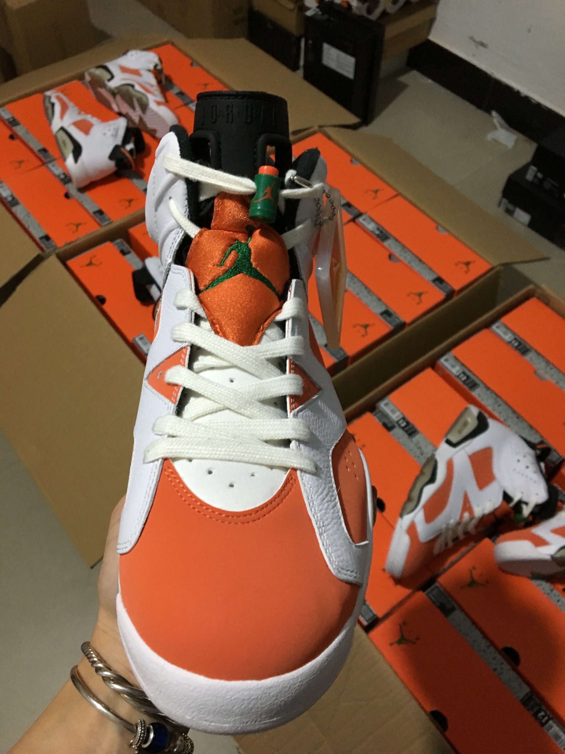 AIR JORDAN 6 RETRO NRG G8RD "GATORADE" orange mens 384664-145