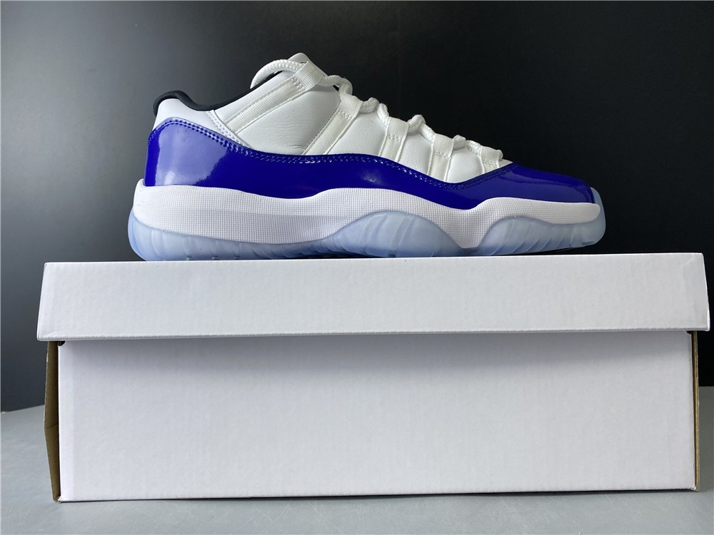 Air Jordan 11 Low WMNS “Concord” AH7860-100