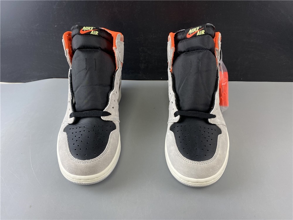 Air Jordan 1 Neutral Grey Hyper Crimson 555088-018