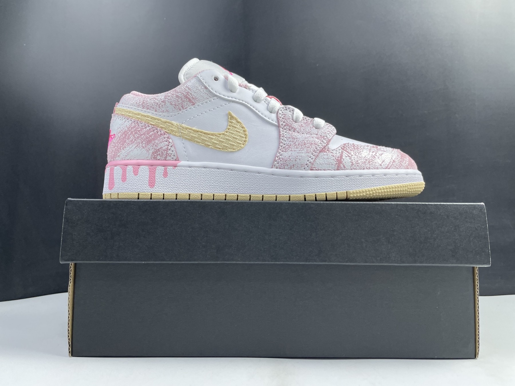 Air Jordan 1 Low SE GS "Paint Drip" - CW7104-601