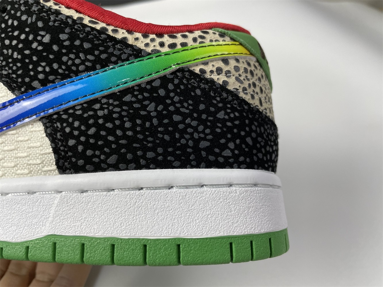 Nike SB Dunk Low”Snkrs" Dunk CZ2239-600