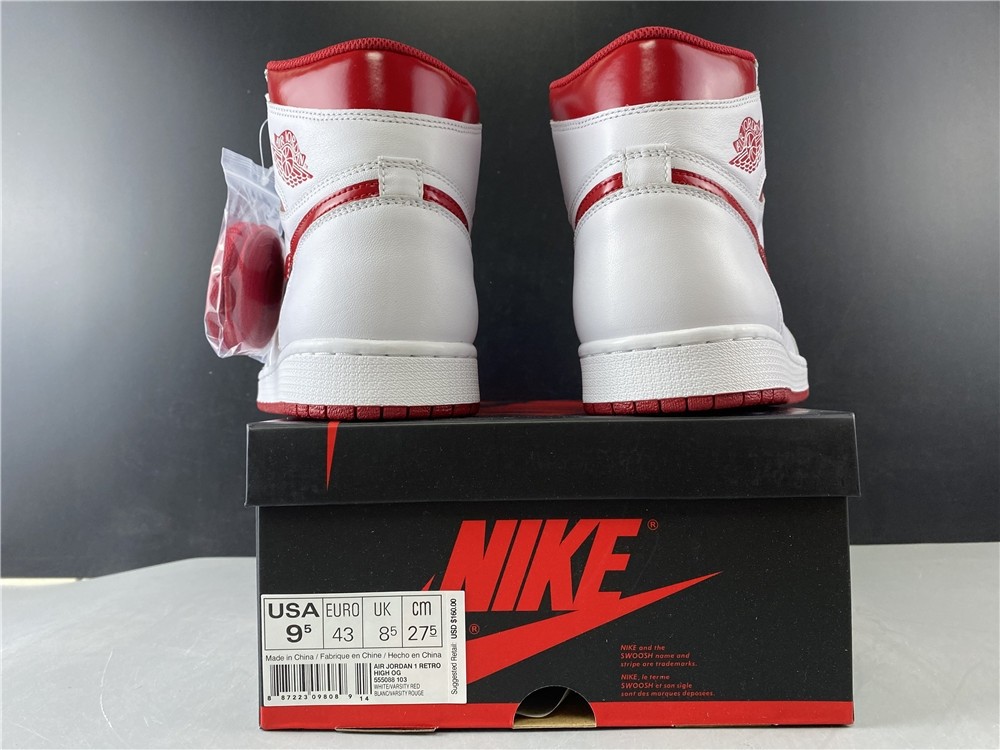 AIR JORDAN 1 RETRO HIGH OG “METALLIC RED”  555088-103
