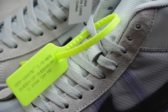 Nike Blazer Mid Off-White Wolf Grey Serena "Queen"  AA3832-002