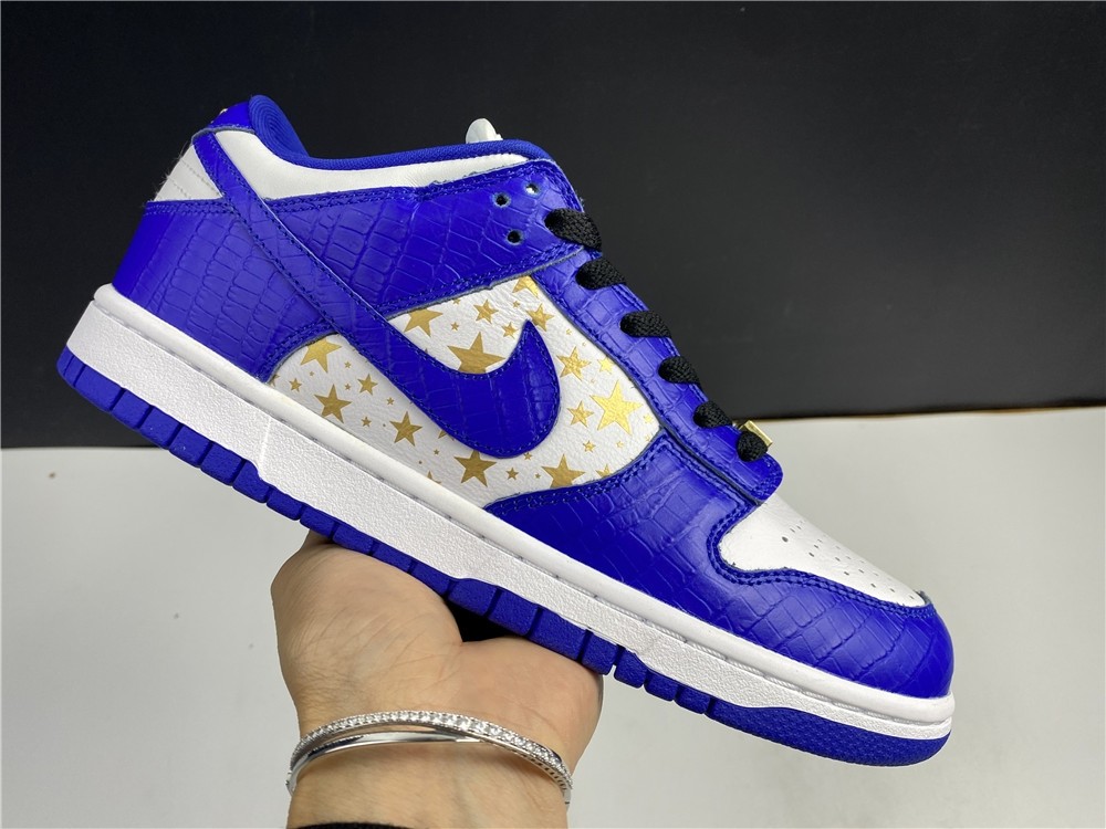 S*p*e x Nike SB Dunk Low DH3228-103