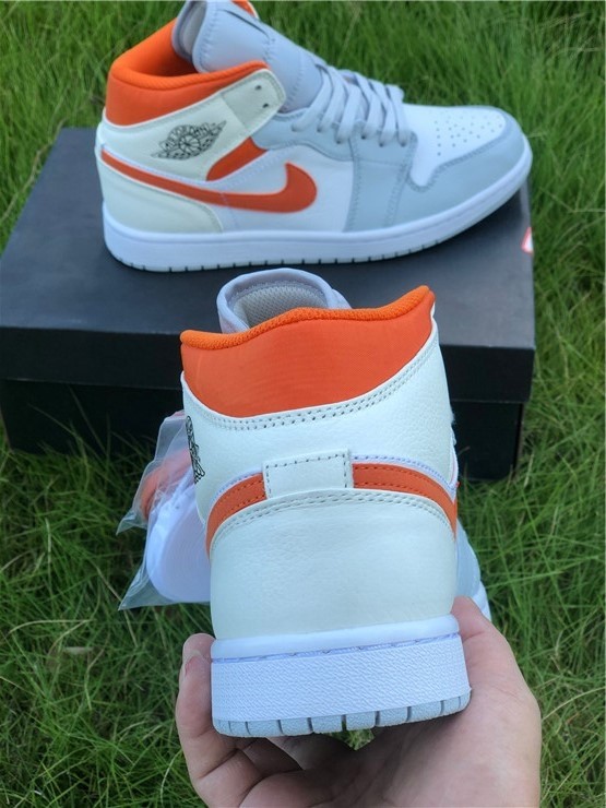 Air Jordan 1 Mid  CW7591-100