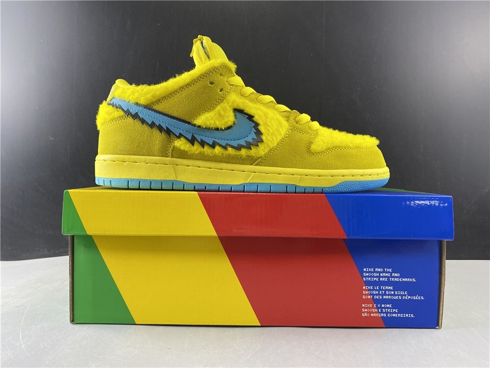 Grateful Dead x Nike SB Dunk Low“ Yellow Bear”  CJ5378-700