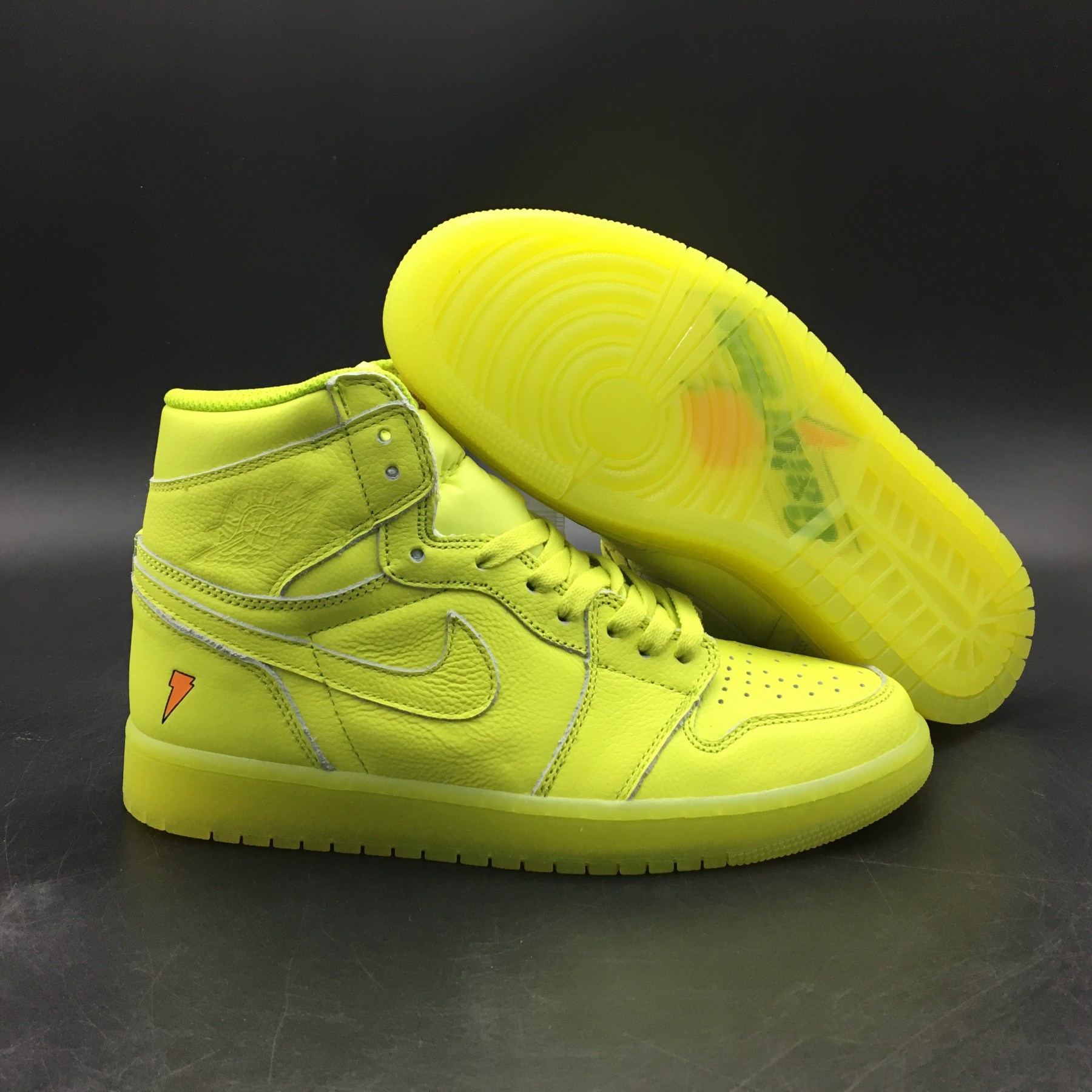AIR JORDAN 1 RETRO HI “Gatorade”  Cyber mens AJ5997-345