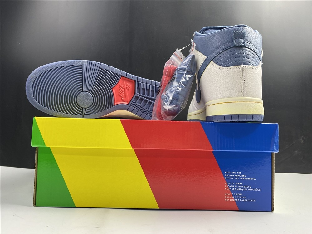 NIKE SB DUNK HIGH PRO QS CZ3334-100