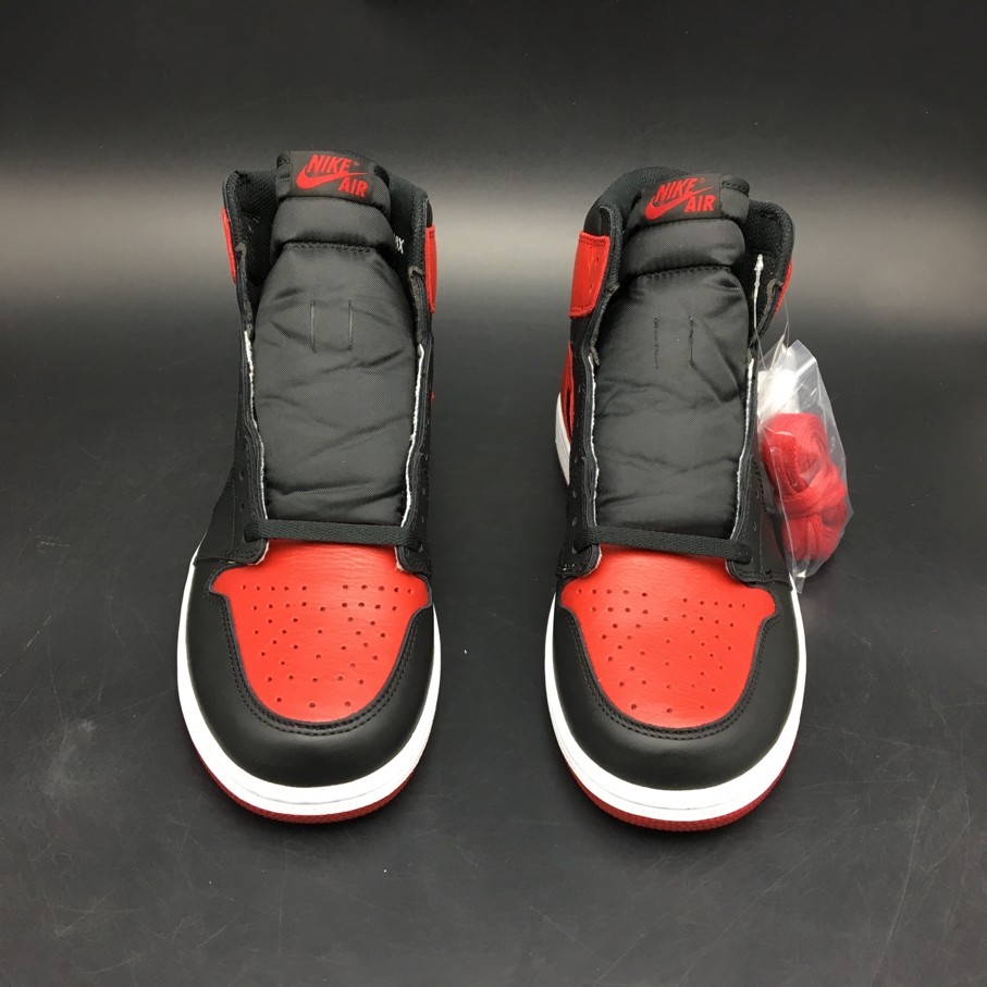 AJ1 Air Jordan 1 Retro High OG Banned  555088-001
