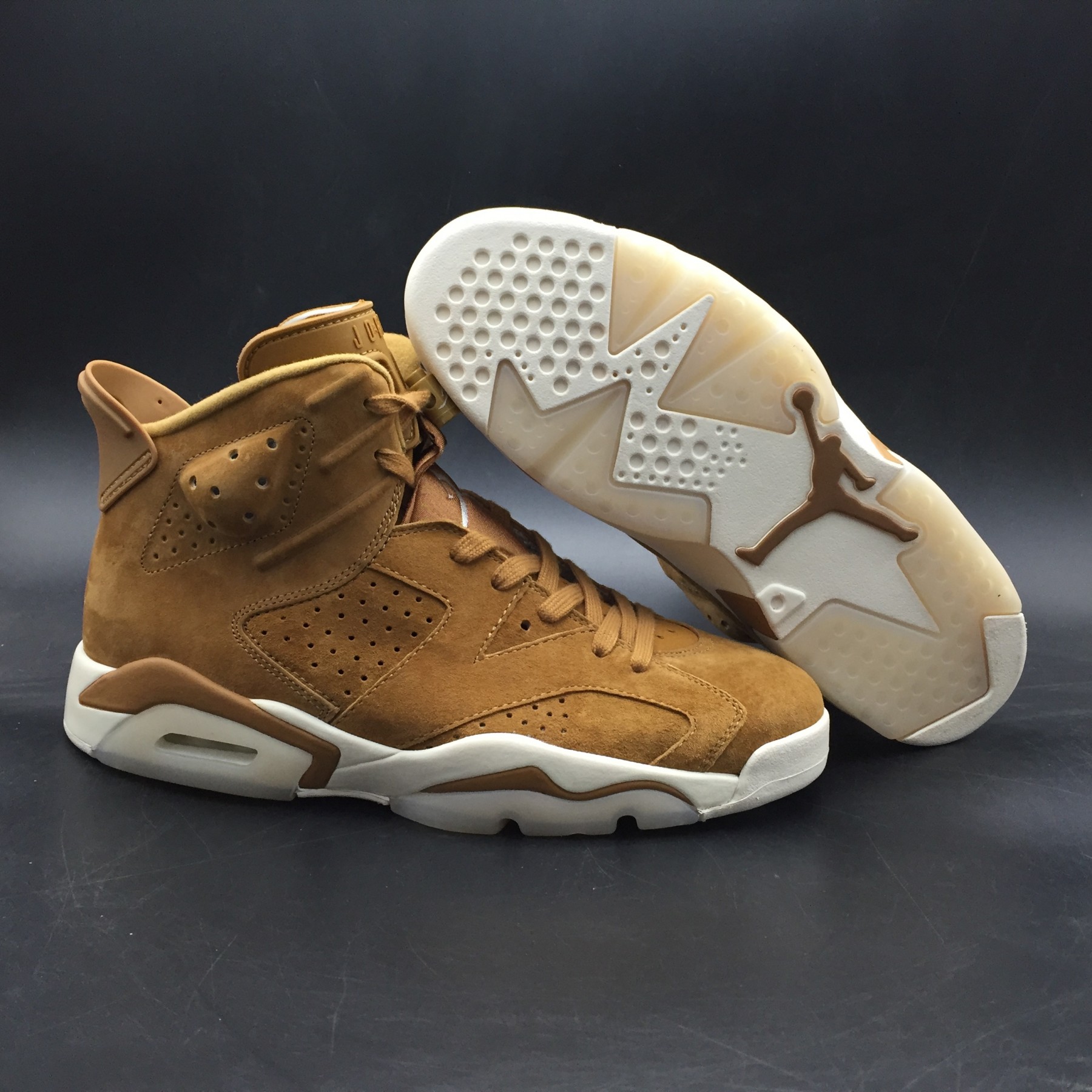 AIR JORDAN 6 RETRO "GOLDEN HARVEST" 384664-705