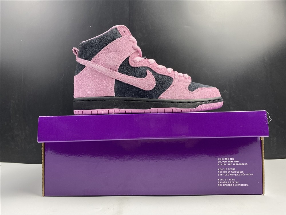Nike Dunk SB Hi “Invert Celtics” CU7349-001