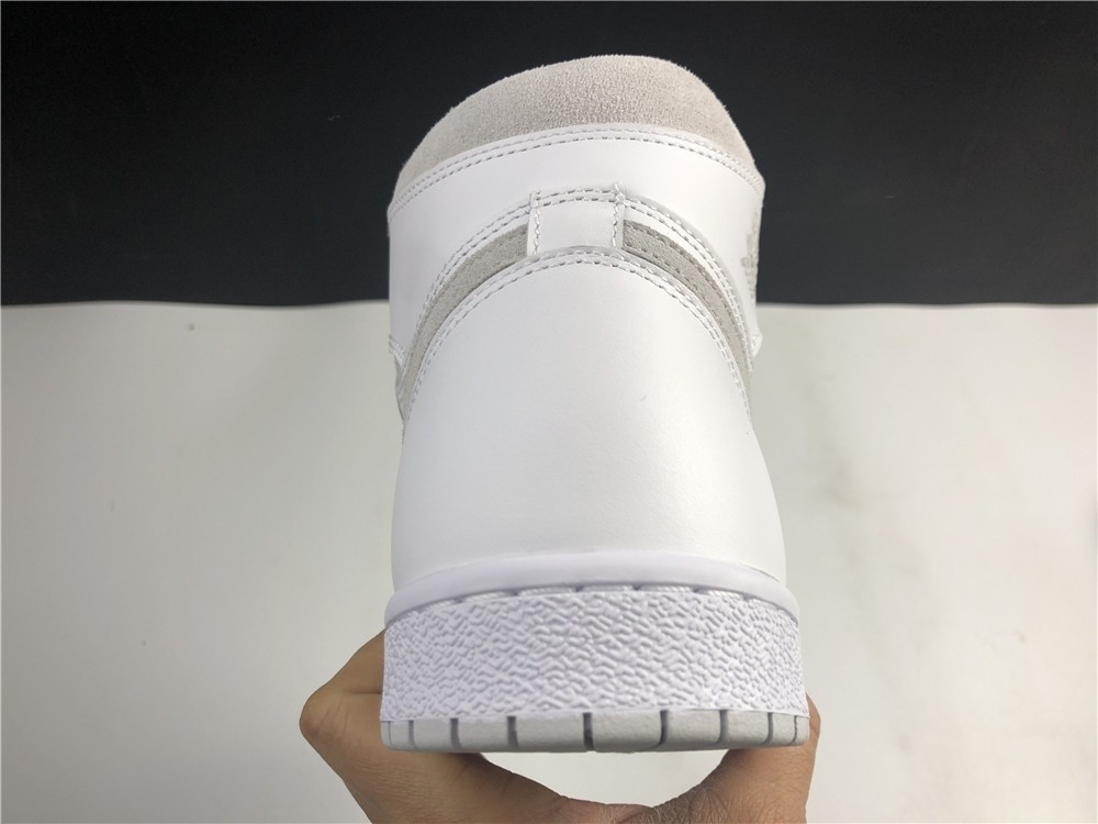 Air Jordan 1 High 85 “Neutral Grey” BQ4422-100