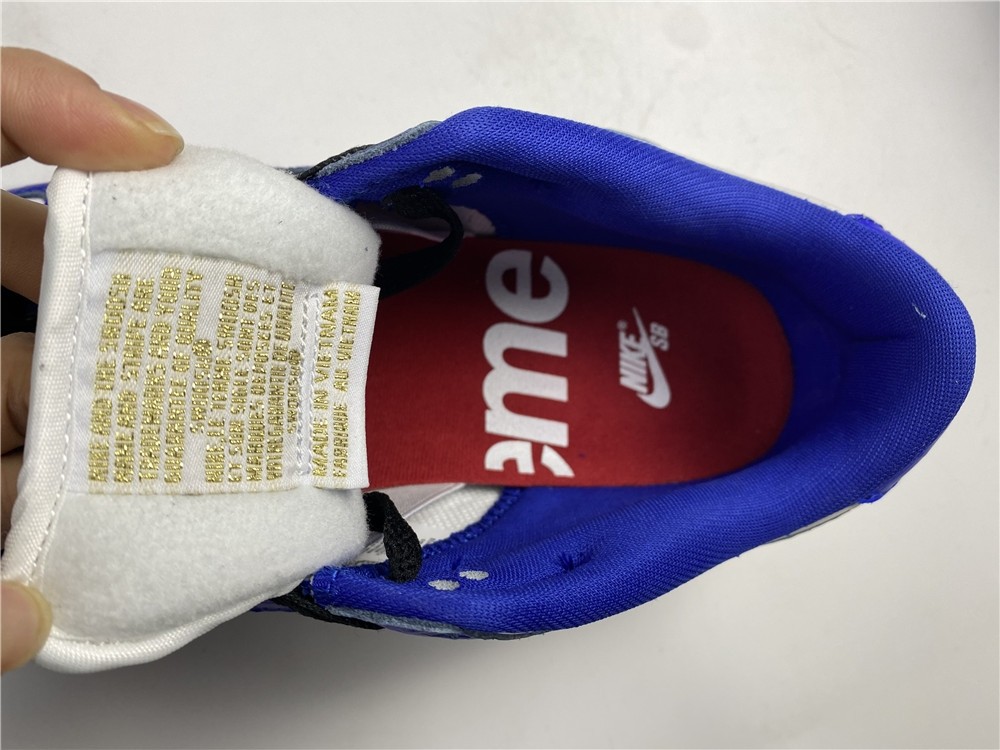S*p*e x Nike SB Dunk Low DH3228-103