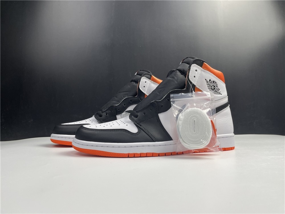 Air Jordan 1 High OG GS “Electro Orange” 555088-180