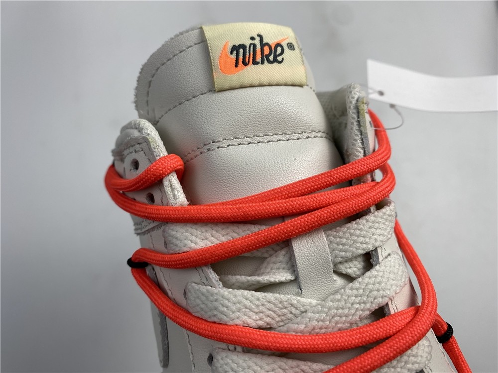 Off-White x Nike Dunk Low  CT0856-900
