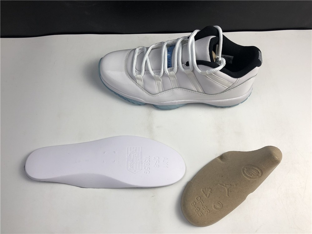 Air Jordan 11 Low”Legend Blue“ AV2187-117