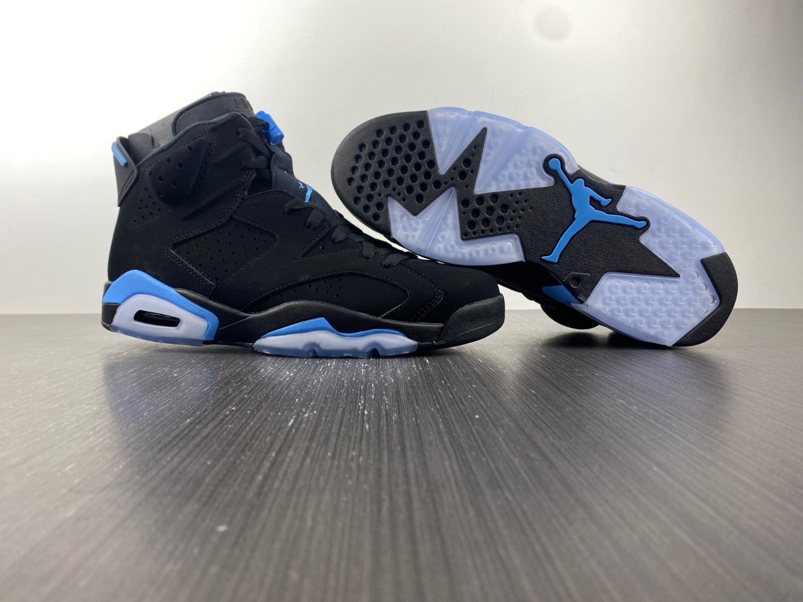Air Jordan 6 Retro UNC - 384664-006