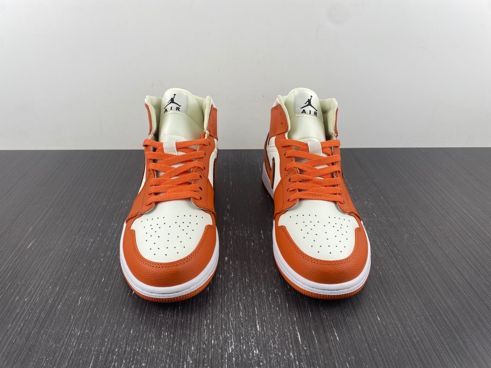 Air Jordan 1 Mid "Sport Spice" DV1302-100