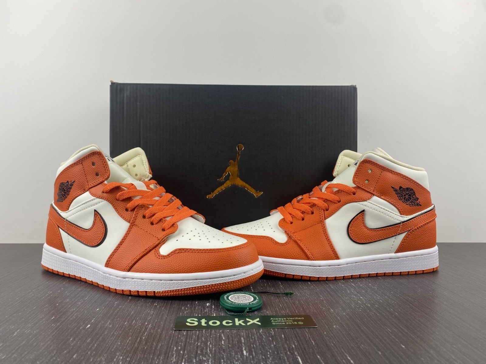 Air Jordan 1 Mid "Sport Spice" DV1302-100