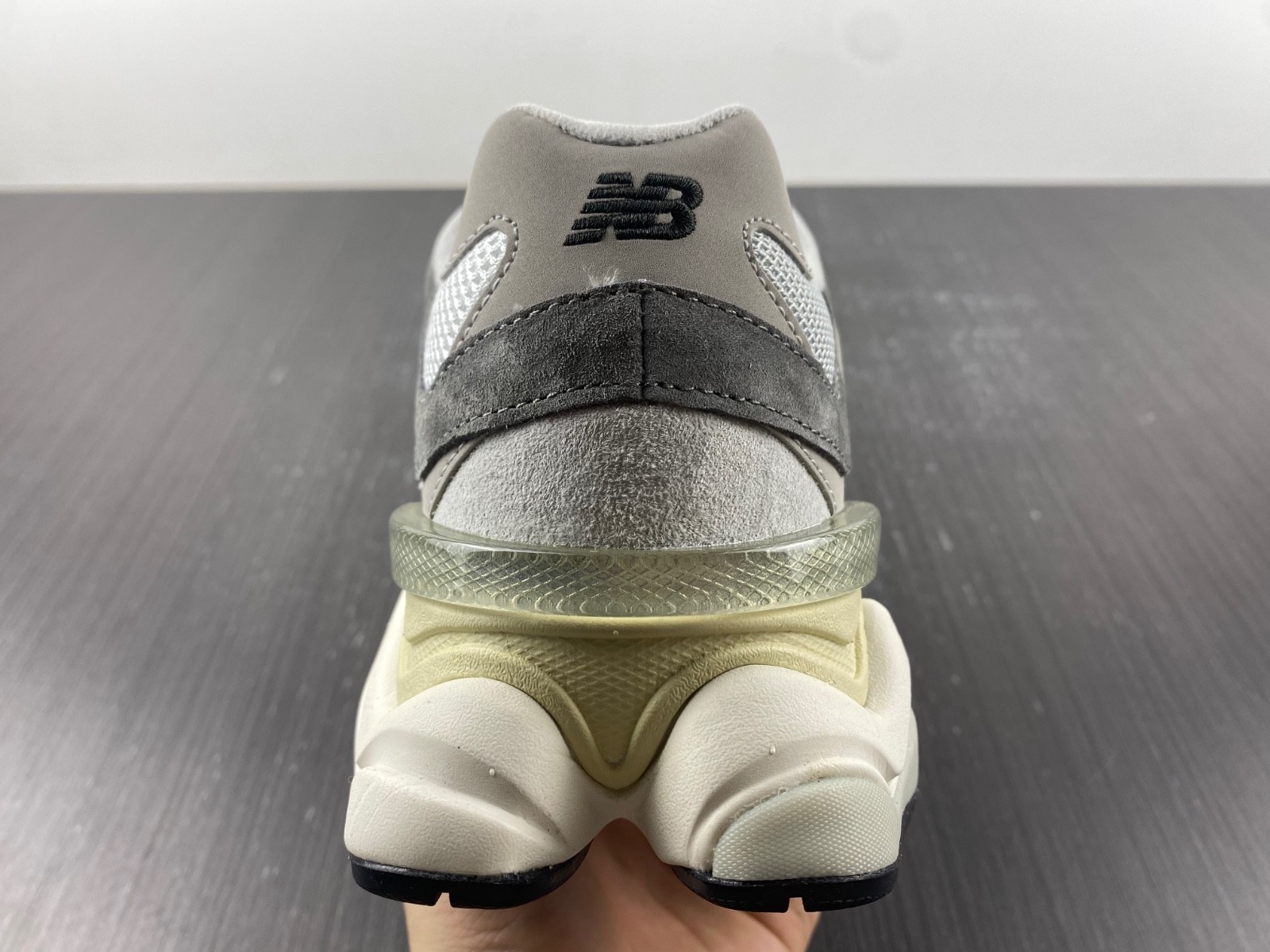 NEW BALANCE  Rain Cloud Grey - U9060GRY