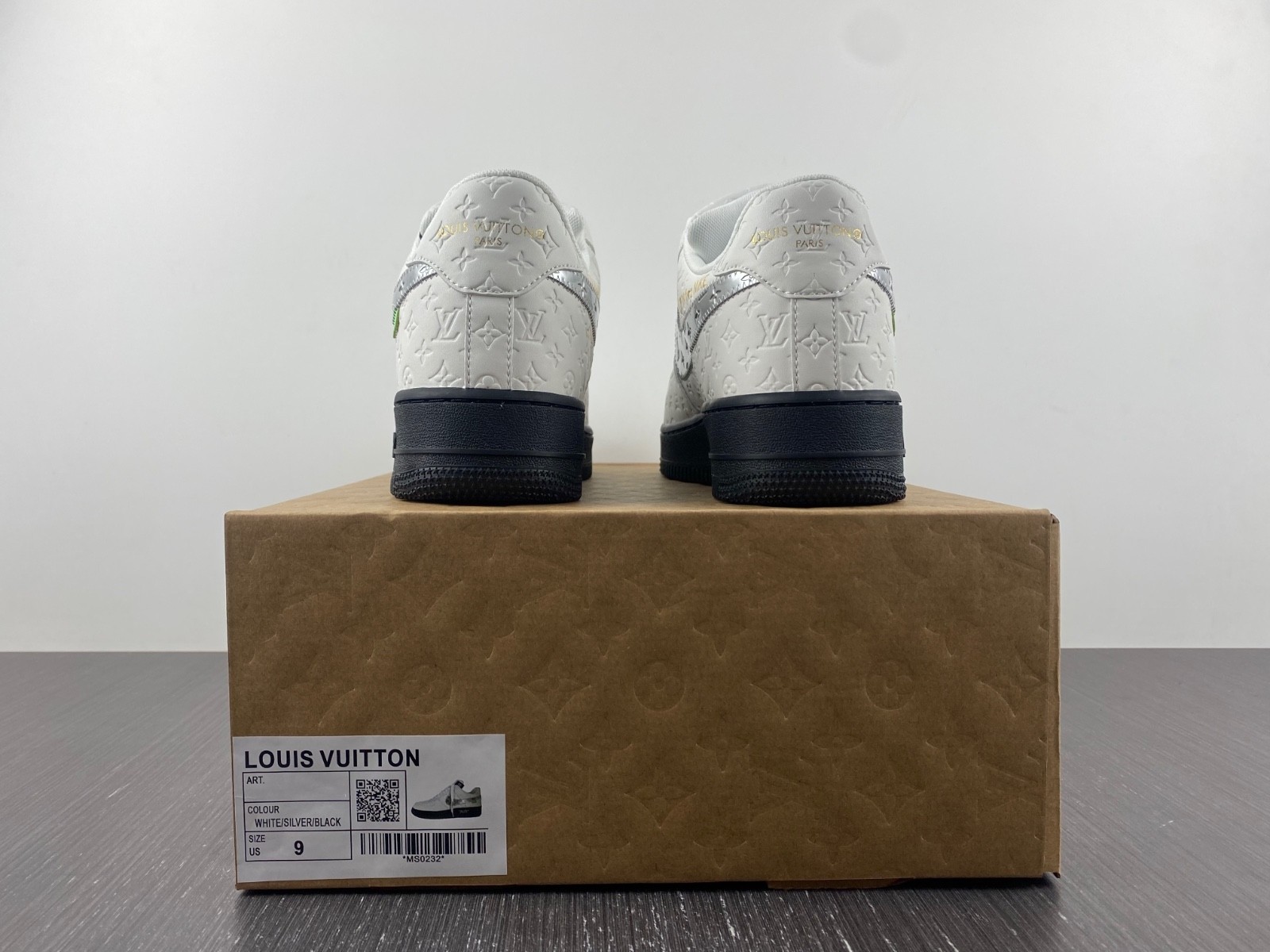 NIKE LOW AIR FORCE 1 X WHITE White / Black MS0232