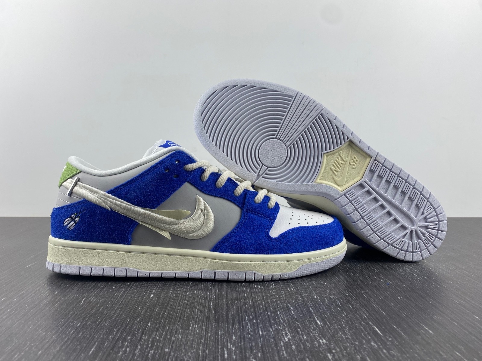 Nike SB Dunk Low Pro Fly Streetwear - DQ5130-400