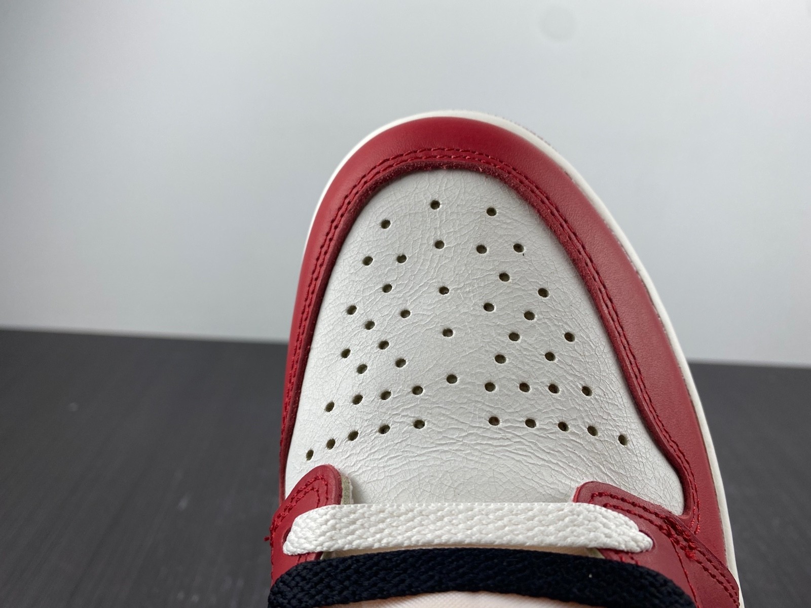 Air Jordan 1 Retro High OG "Chicago Reimagined" DZ5485-612