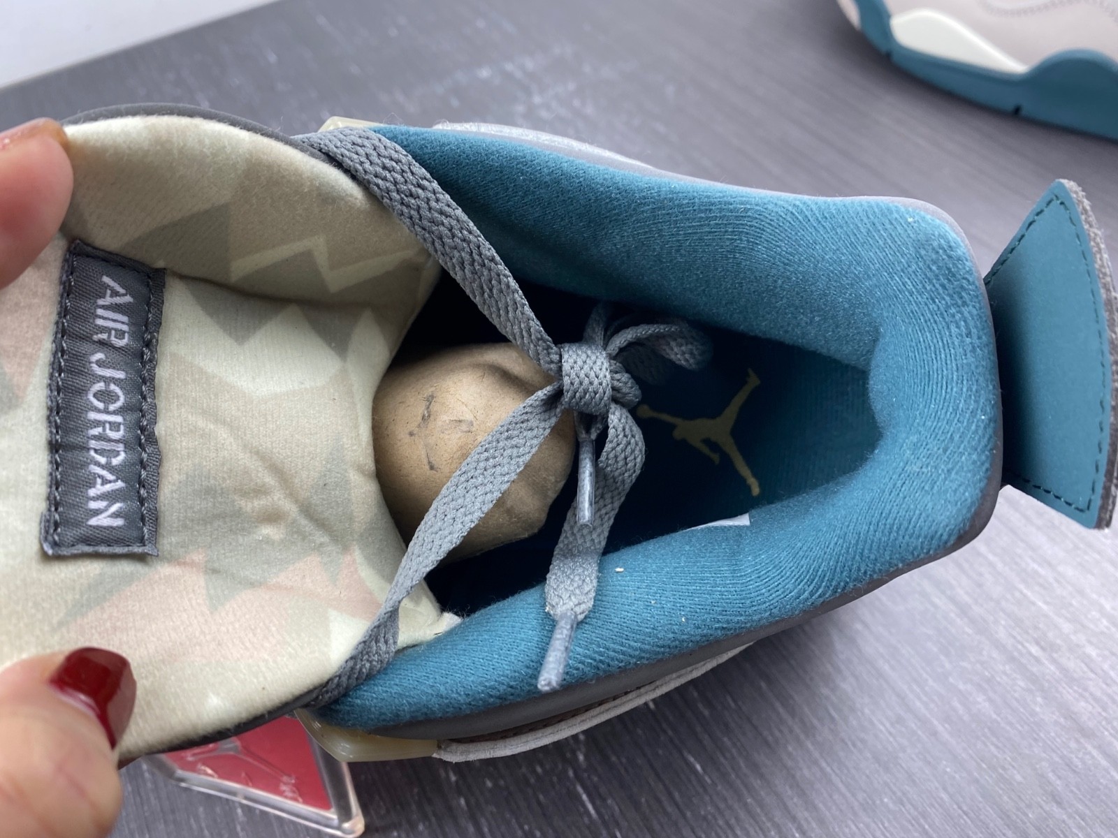 Air Jordan 4 Retro SE Craft Photon Dust - DV3742-021