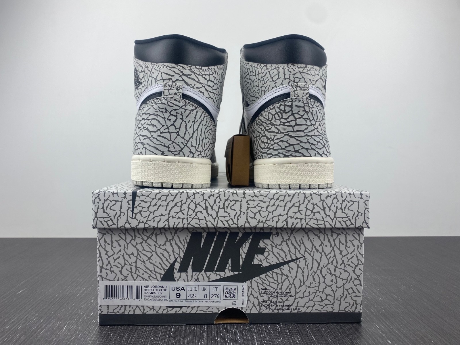 Air Jordan 1 Retro High OG White Cement - DZ5485-052