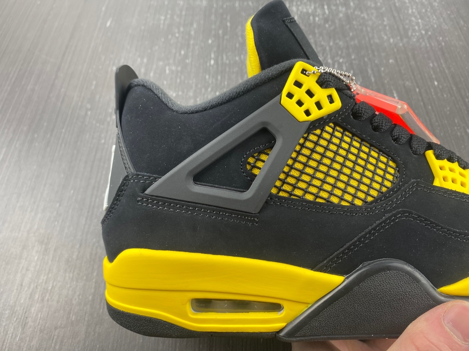 Air Jordan 4 Thunder 2023 DH6927-017