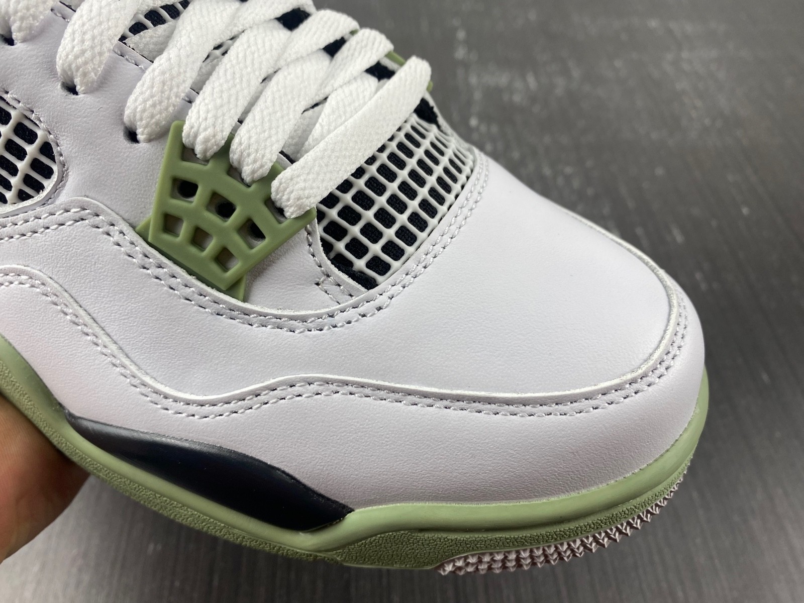 Air Jordan 4 Women