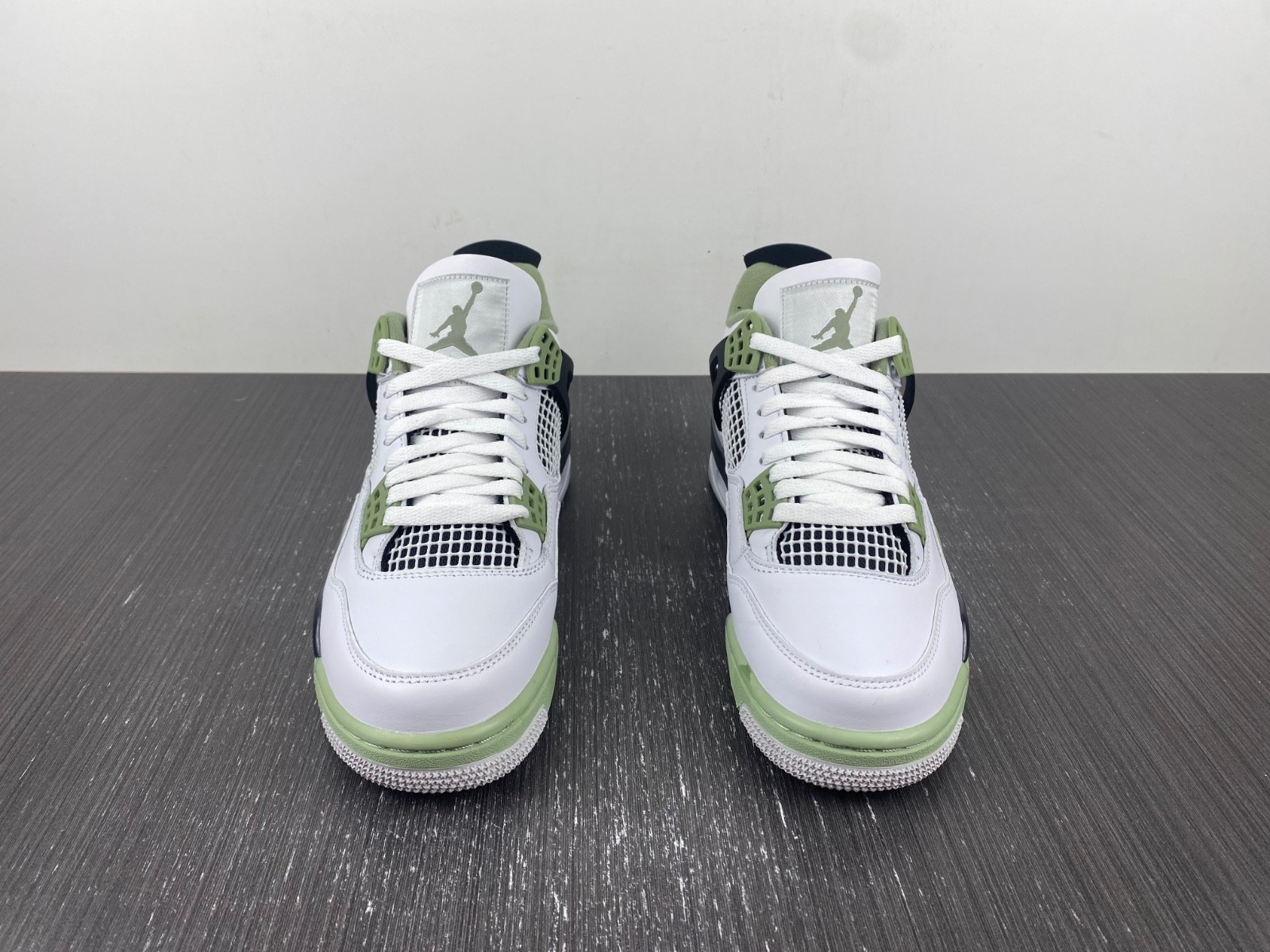 Air Jordan 4 Women