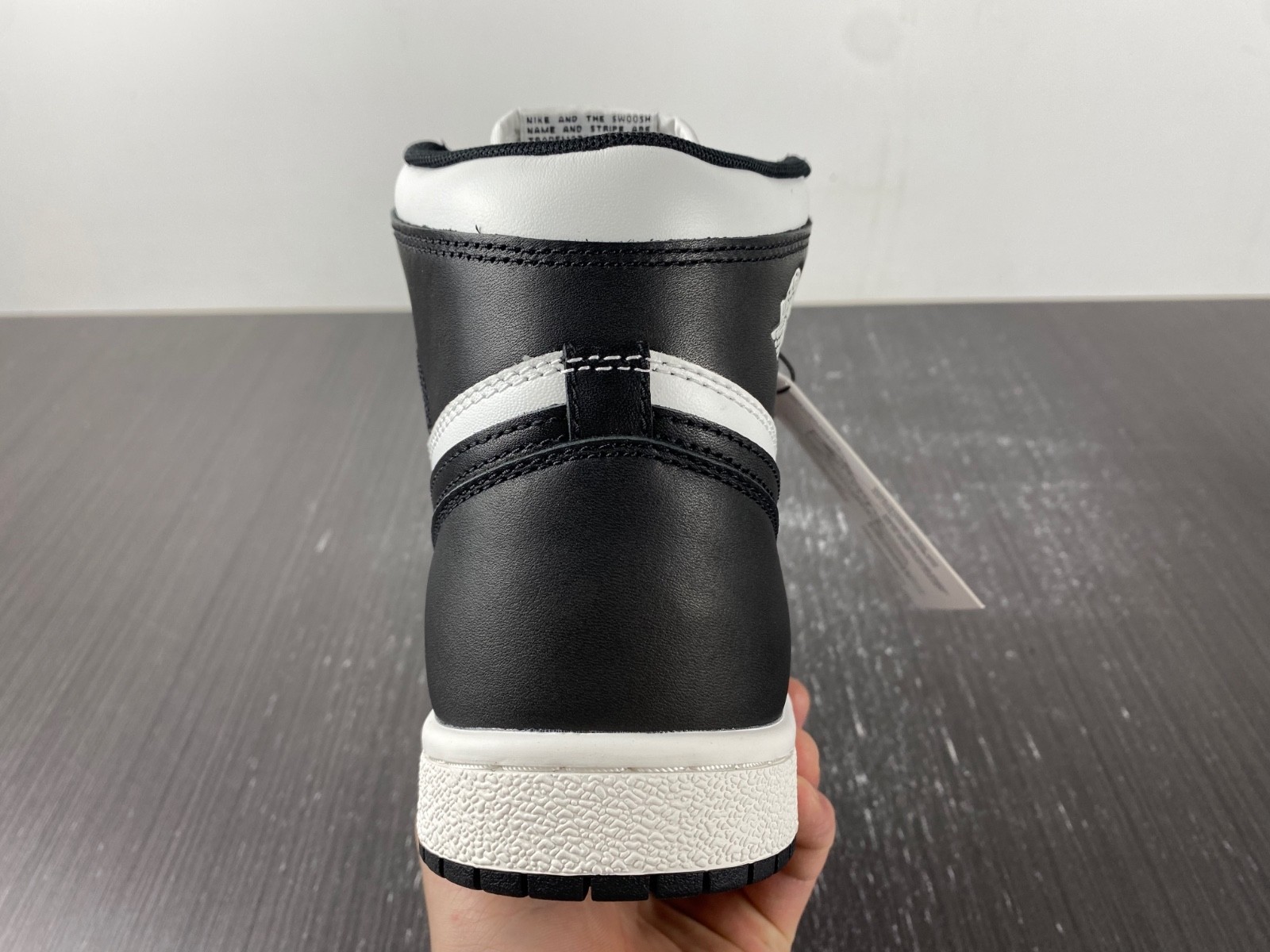 Air Jordan 1 Retro High 85 Black White BQ4422-001