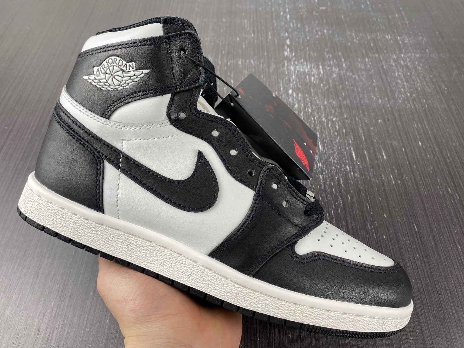 Air Jordan 1 Retro High 85 Black White BQ4422-001