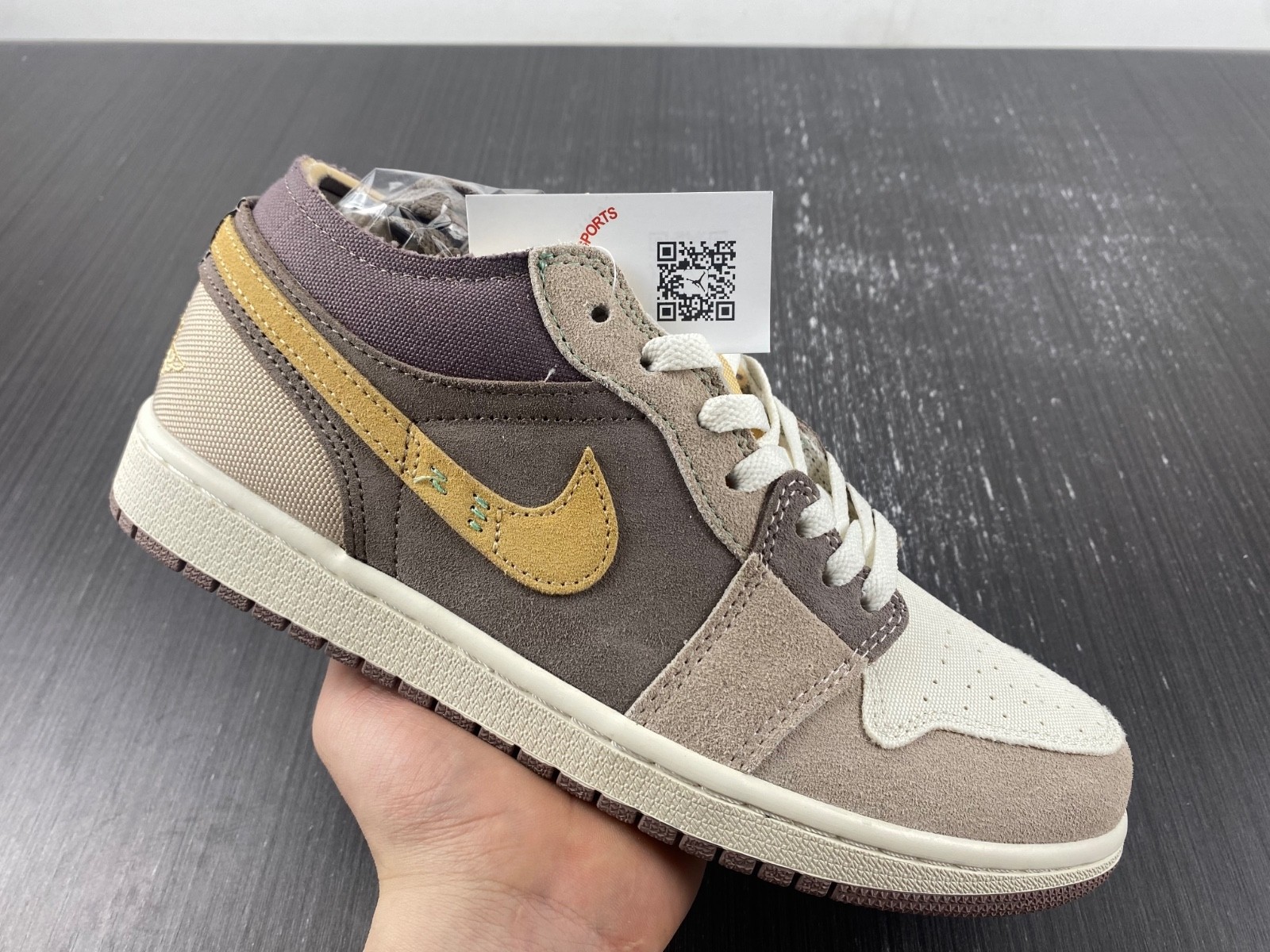 Air Jordan 1 Low SE Craft Taupe Haze - DN1635-200