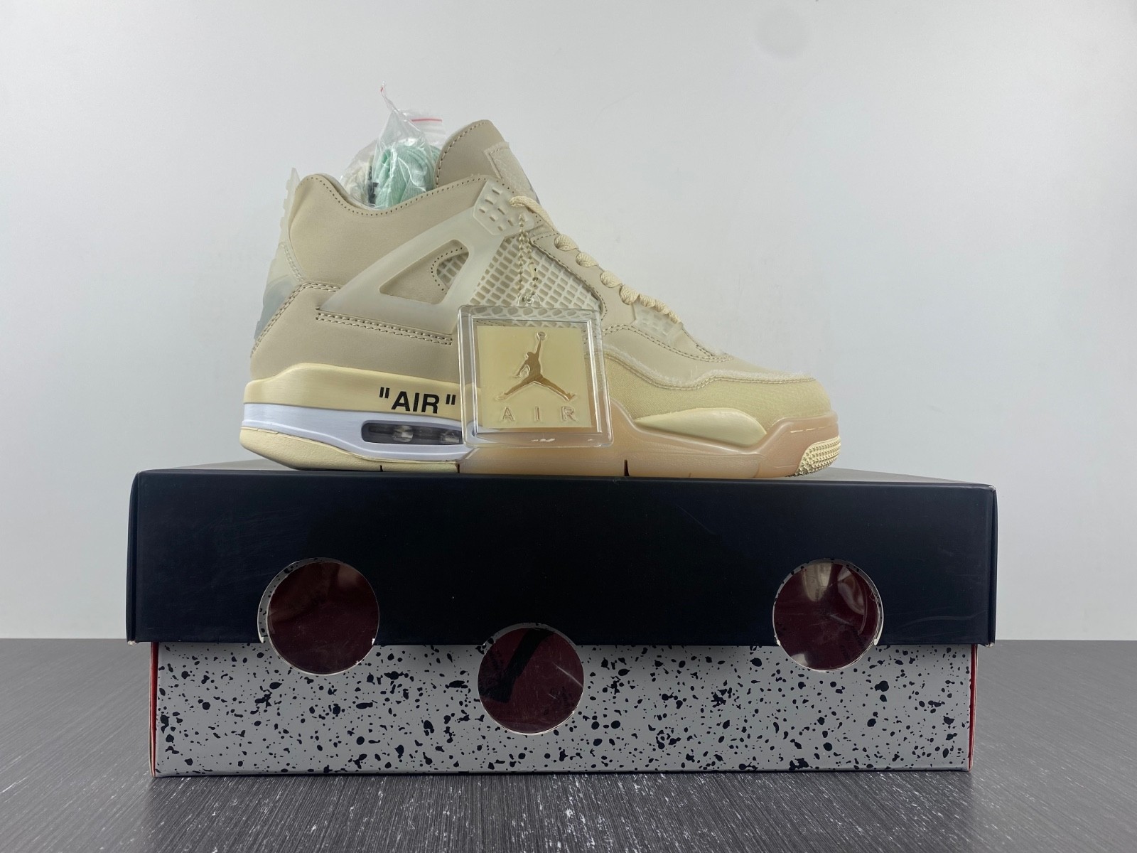 Air Jordan 4 RERO x Off-White AJ4 OW CV9388-100