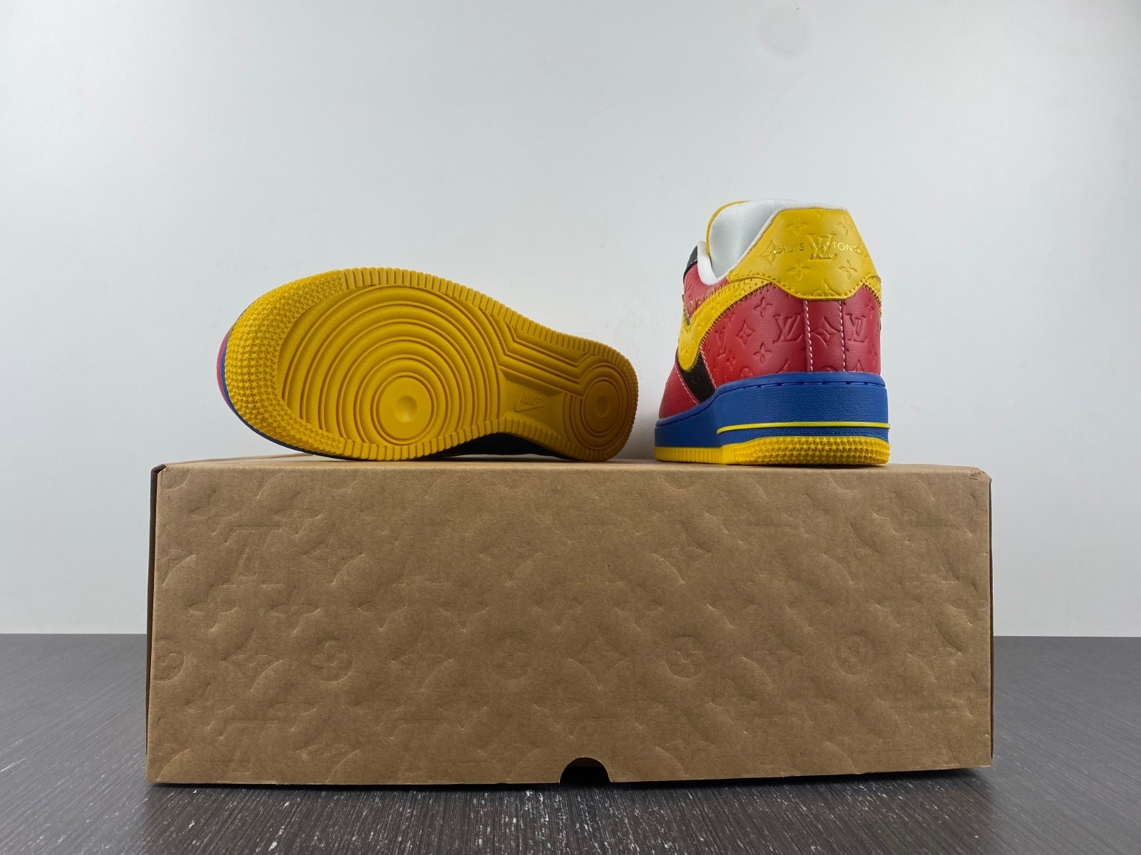 L0*isV*t0n x Nike Air Force LV G.31 MS0232