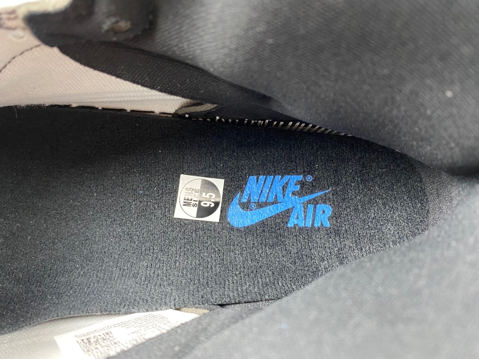 Air Jordan 1 High 