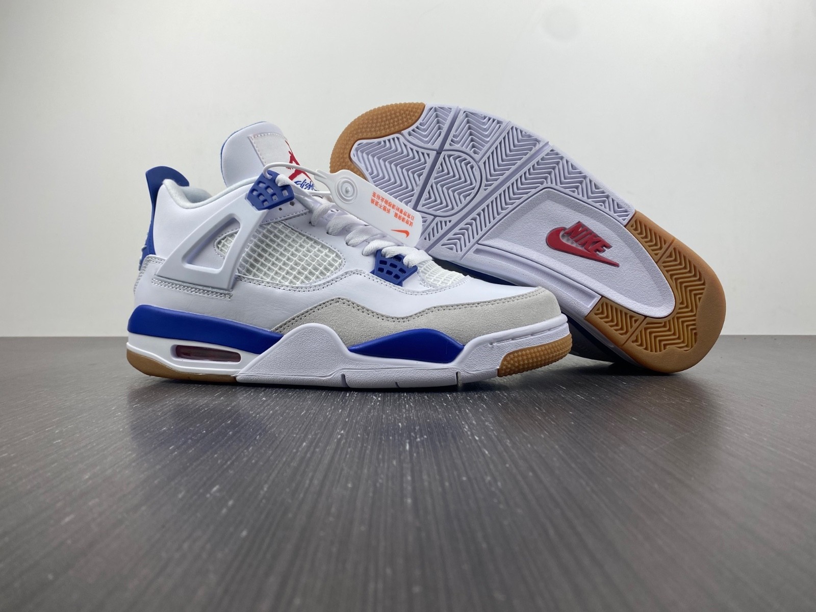 Nike Air Jordan 4 Retro DR5415-140