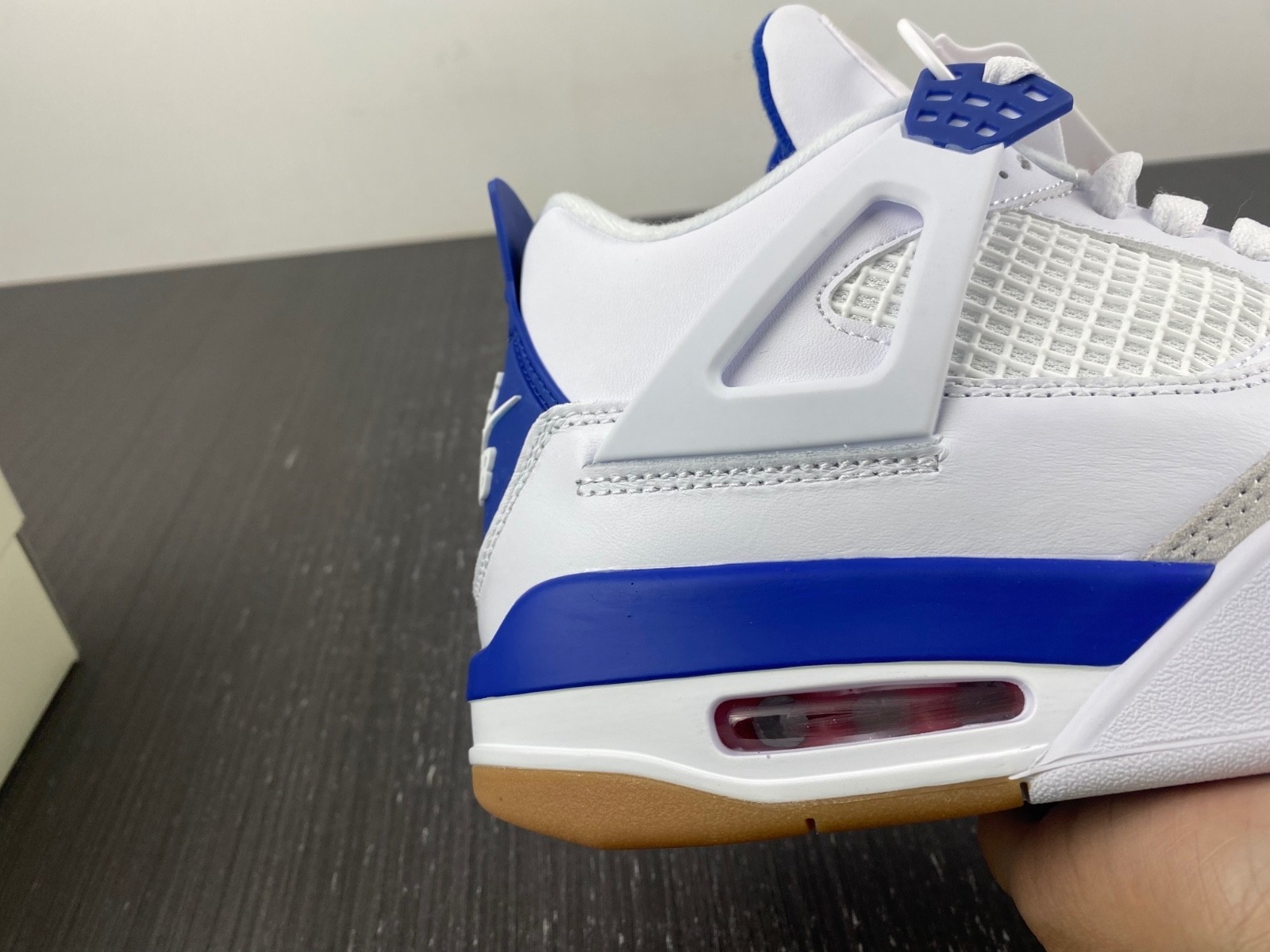 Nike Air Jordan 4 Retro DR5415-140