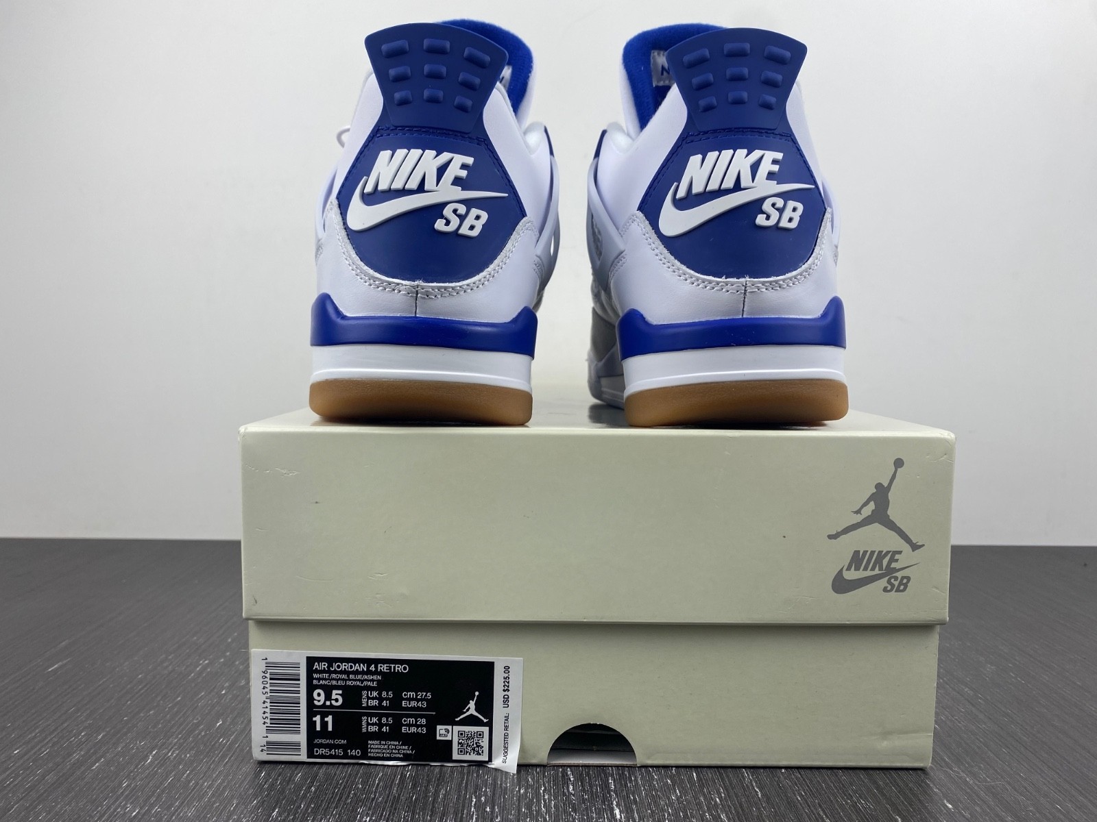 Nike Air Jordan 4 Retro DR5415-140