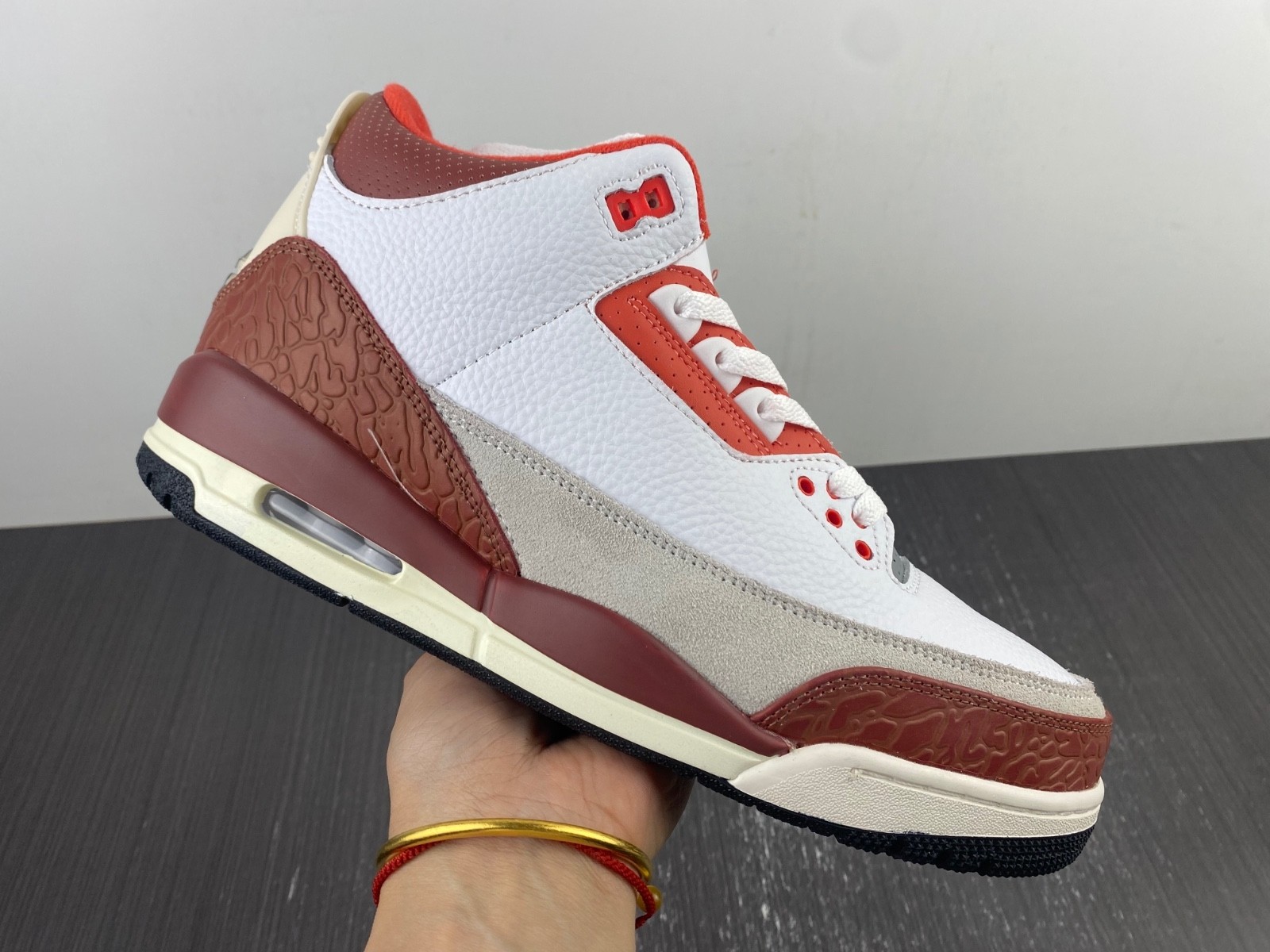 Air Jordan 3 Retro SE Dunk on Mars DV7028-108