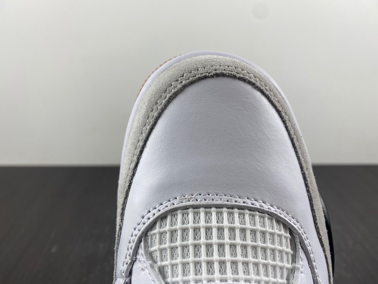 Nike_SB_x_Air_Jordan_4 DR5415-100