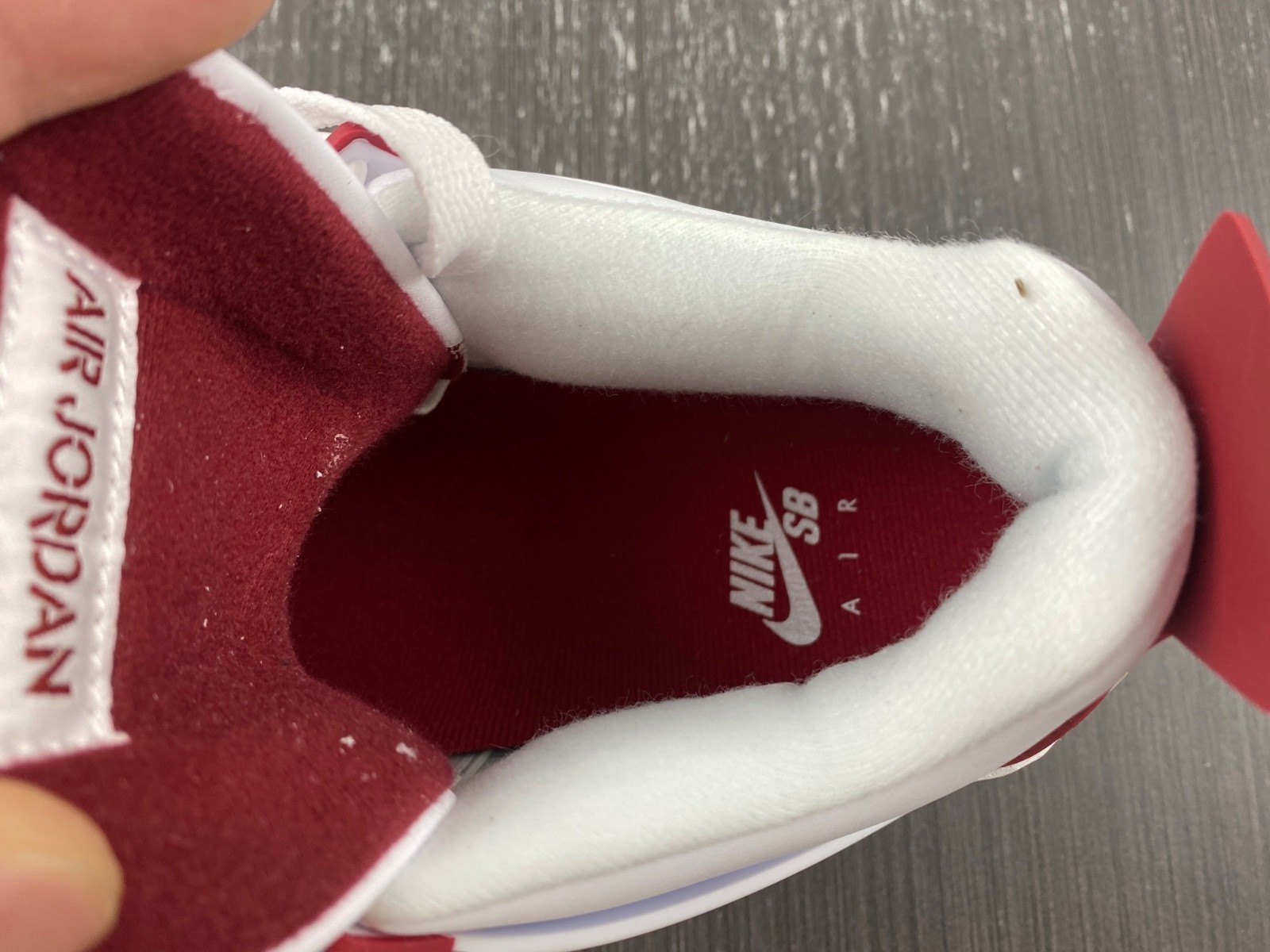 Nike_SB_x_Air_Jordan_4 DR5415-160