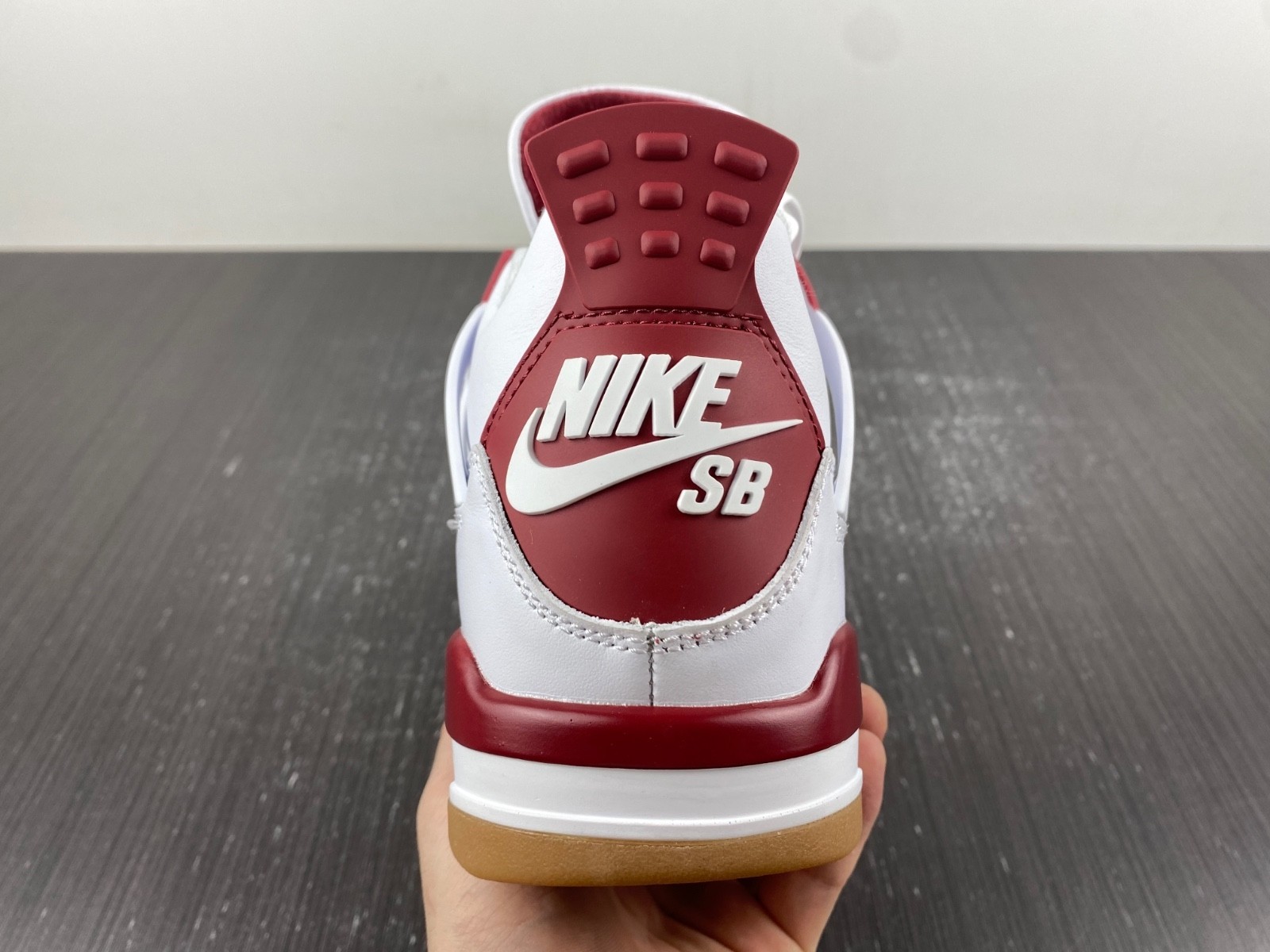 Nike_SB_x_Air_Jordan_4 DR5415-160