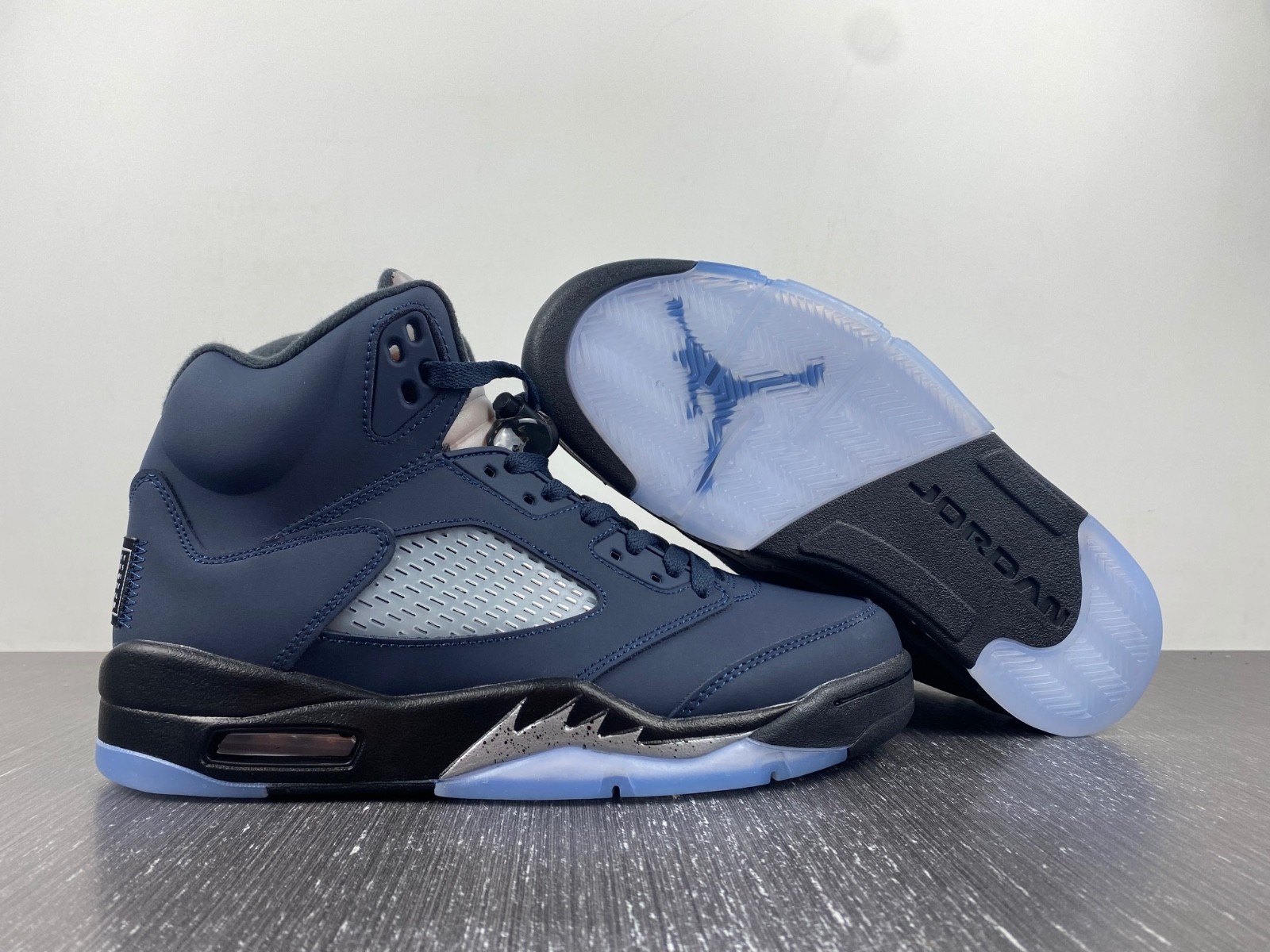 Air Jordan 5 Georgetown FD6812-400