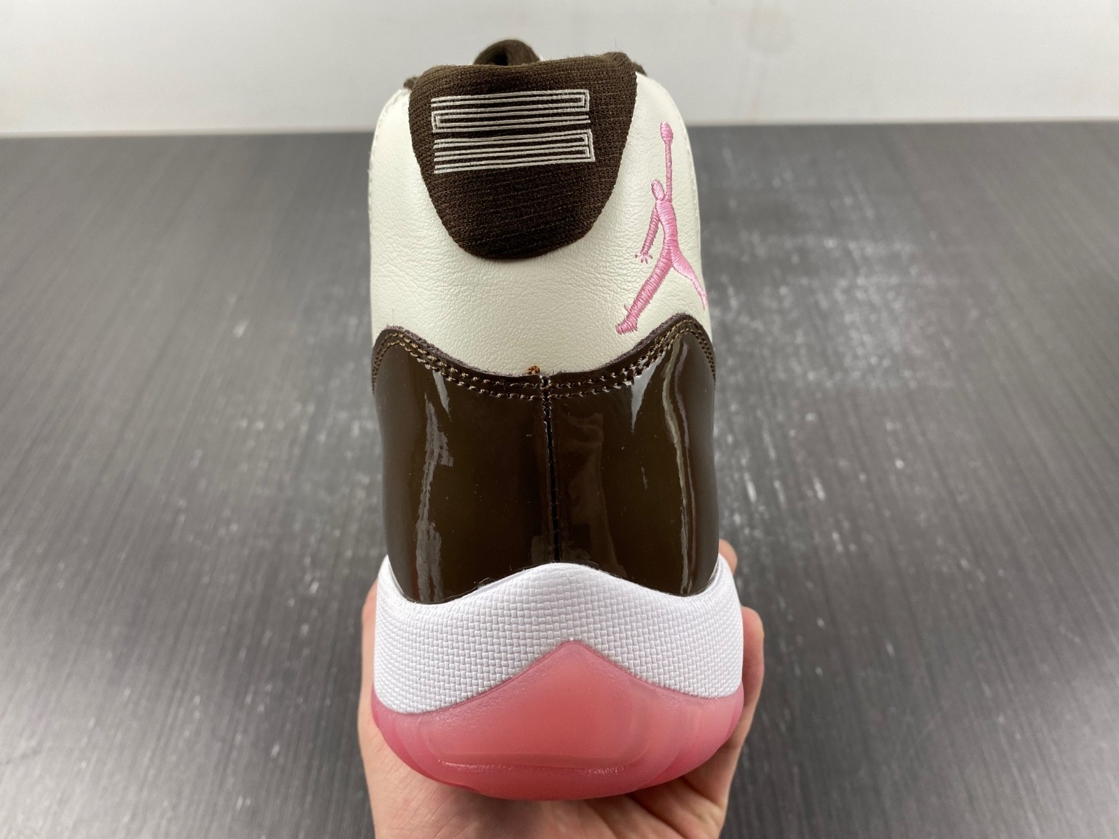Air Jordan 11 Retro CT8012-126